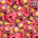 Bonbon en forme de pyramide de couleur rose, violet et jaune en gros plan`