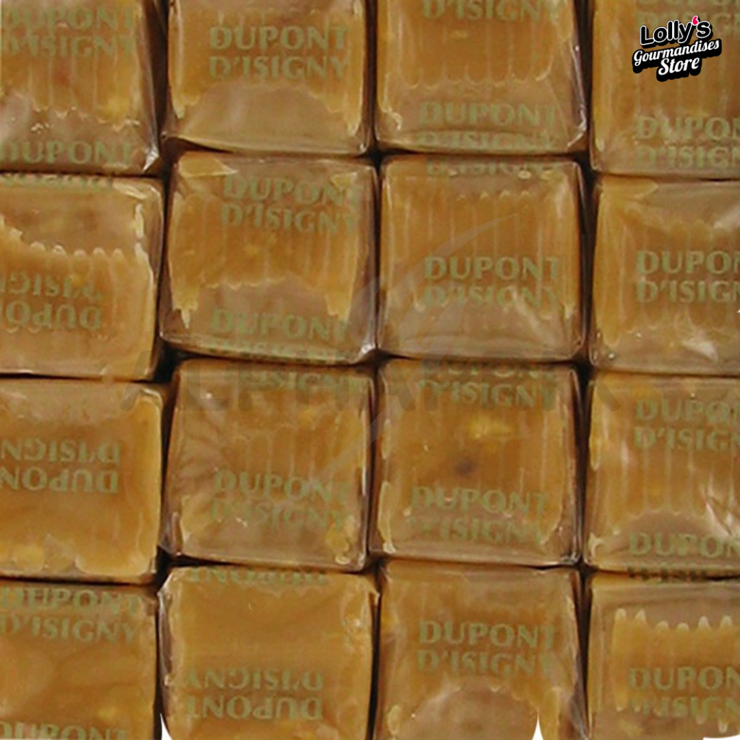 Caramel dupont d'isigny saveur vanille emballés dans un filme plastique. 