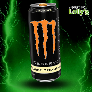 Sur cette image, il y a la Monster Energy Reserve Orange Dreamsicle au milieu avec un fond noir et des éclairs vert et un logo Monster x Lolly’s en haut à droite 