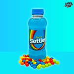 Skittle Tropical 414ml, une boisson sucrée inspirée des célèbres bonbons fruités skittles. 