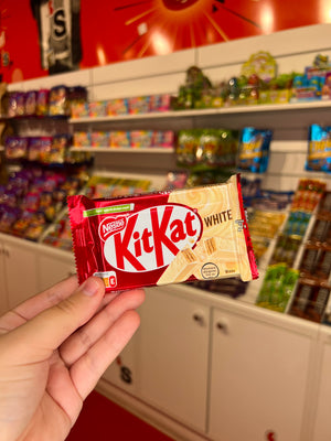 Kit Kat White